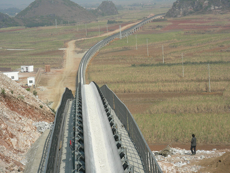 皮帶輸送（sòng）機（jī）