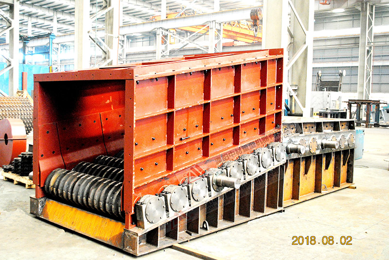 波動（dòng）輥式給料機